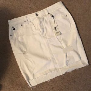 💙Distressed AG Erin Pencil Skirt💙